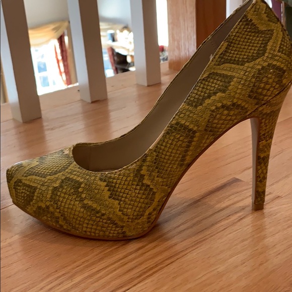 Colin Stuart  Lime python Platform High Heel Sz 10 - Picture 5 of 11